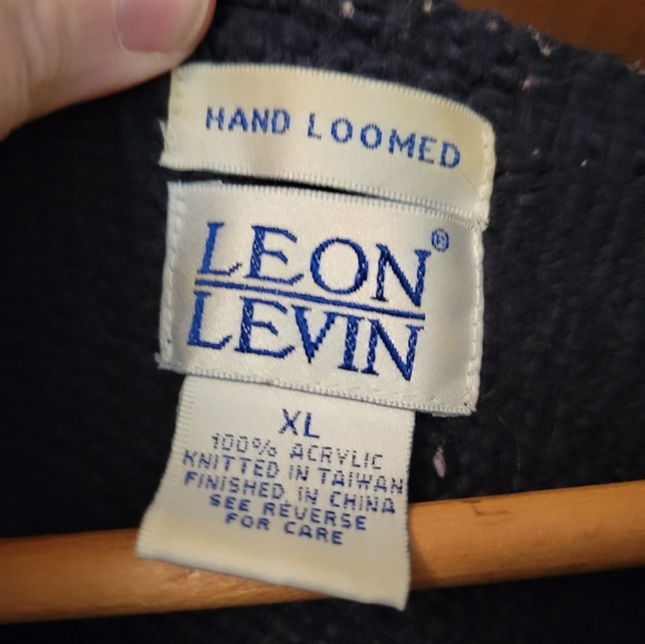 Leon Levine Beautiful Hand Loomed Navy Cardigan, size xl - Picture 2 of 3